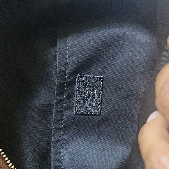 Louis Vuitton Palm Springs PM backpack - Picture 12 of 15